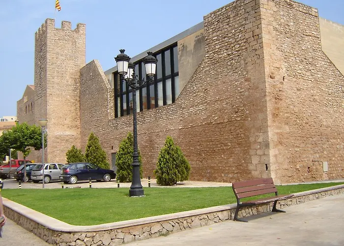 Cal Barcelo Kır Evi